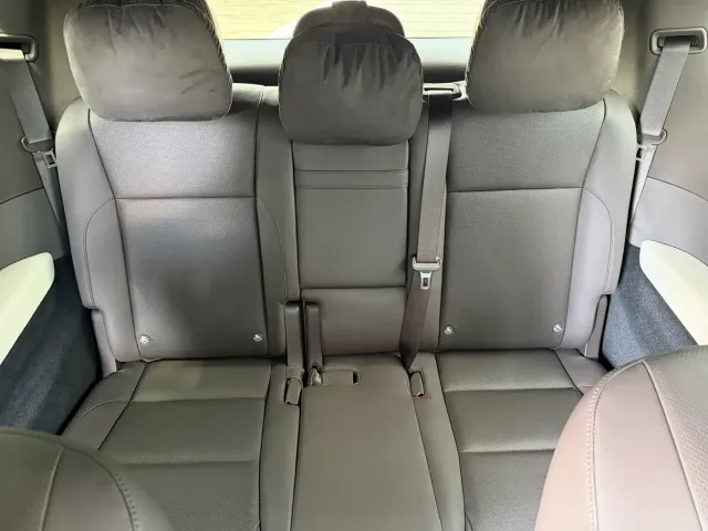 Li Auto MEGA — Фото автомобиля 16