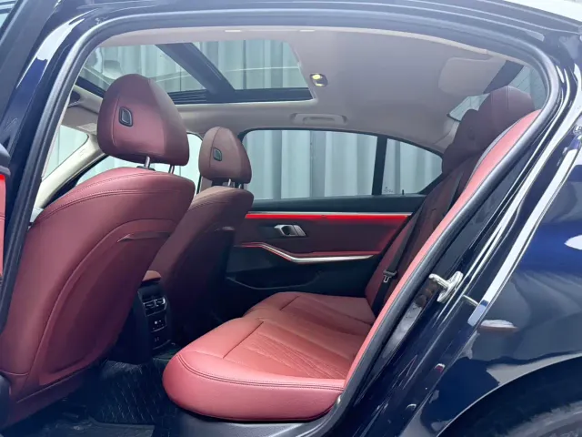 BMW 3 Series — Фото автомобиля 17
