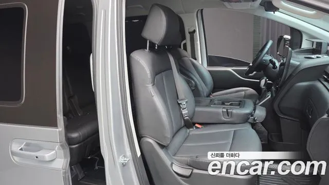 Hyundai Staria — Фото автомобиля 16