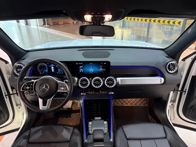 Mercedes-Benz GLB-Class — Фото автомобиля 12