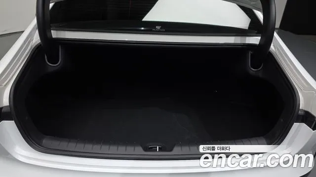 Hyundai Grandeur GN7 — Фото автомобиля 26