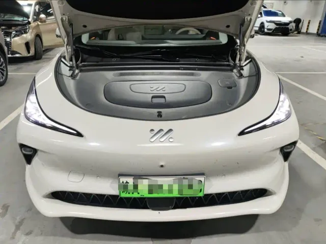 IM Motors LS6 — Фото автомобиля 2