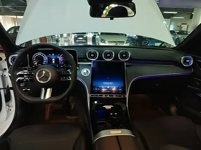 Mercedes-Benz C-Class — Фото автомобиля 9
