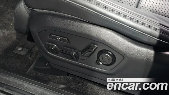 Hyundai Santa Fe MX5 — Фото автомобиля 28