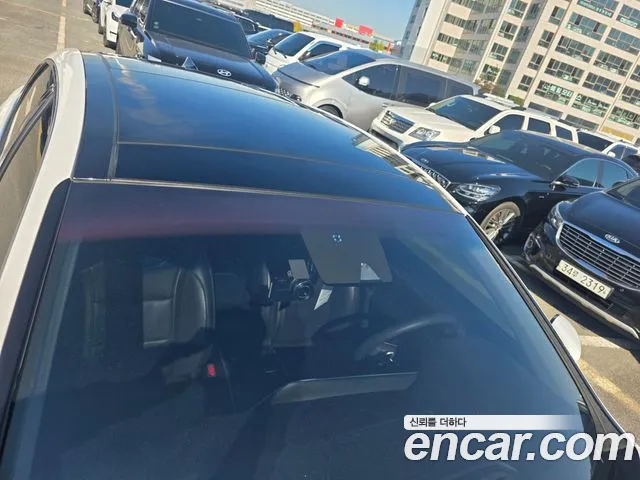 Hyundai Grandeur (New) Hybrid — Фото автомобиля 16