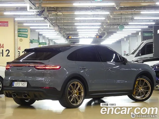 Porsche Cayenne — Фото автомобиля 2