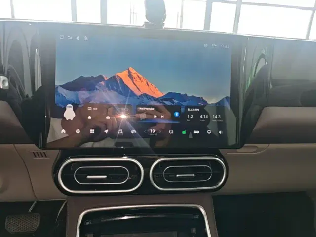 Leapmotor C11 — Фото автомобиля 12