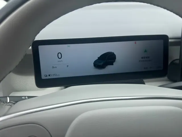 Leapmotor B10 — Фото автомобиля 4