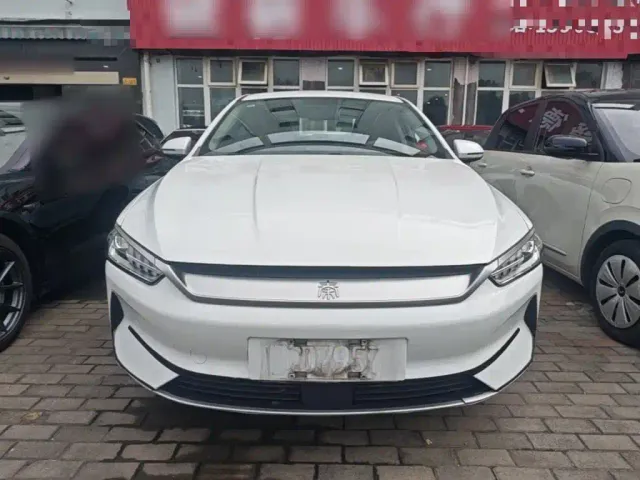 BYD Qin PLUS — Фото автомобиля 2