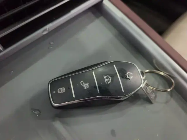 BYD Seal 07 DM-i — Фото автомобиля 8