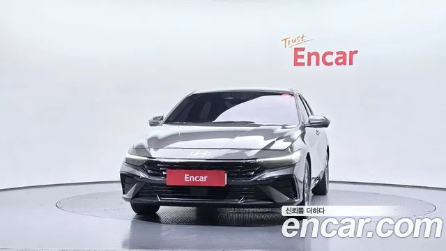 Hyundai AVANTE Новый Avante (CN7) — Фото автомобиля 3