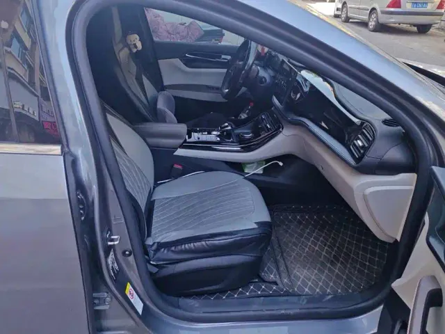 BYD Qin PLUS — Фото автомобиля 8