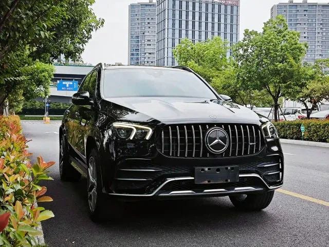 Mercedes-Benz GLE-Class AMG — Фото автомобиля 3
