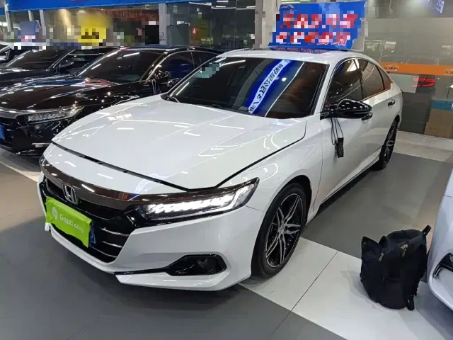 Фотография автомобиля — Honda Accord