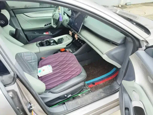Changan Qiyuan A07 — Фото автомобиля 10