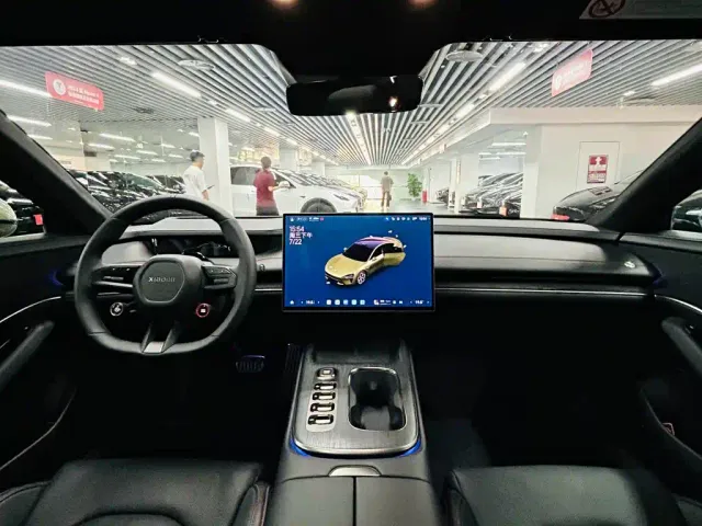 Xiaomi SU7 — Фото автомобиля 8