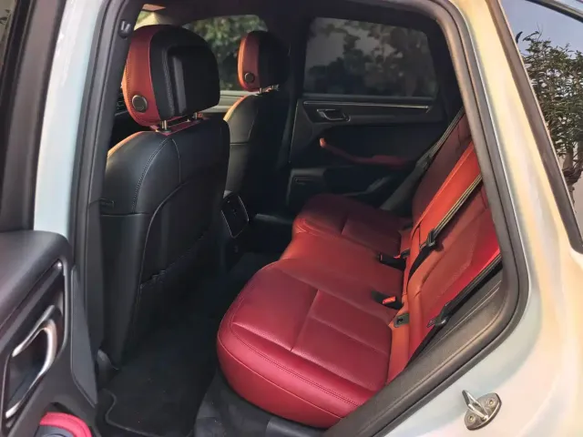 Porsche Macan — Фото автомобиля 4