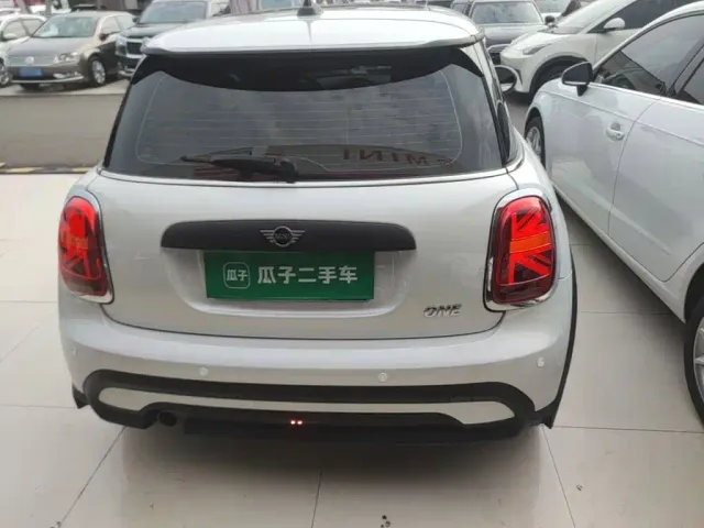 MINI Hatch — Фото автомобиля 5