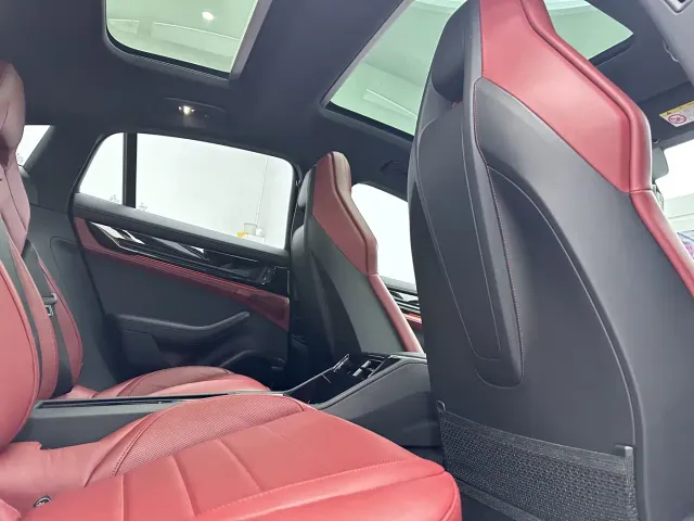 Porsche Panamera — Фото автомобиля 13