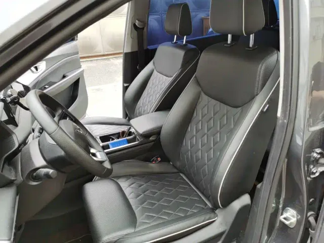 Wuling Motors Wuling Jiachen 2022 1.5T CVT Exclusive Flagship Model — Фото автомобиля 11