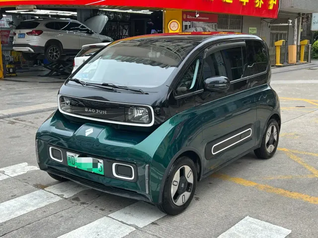Фотография автомобиля — Baojun KiWi EV