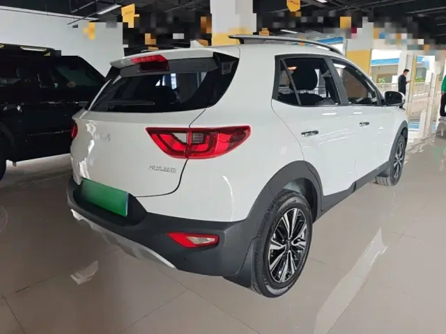 Kia KX1 — Фото автомобиля 6