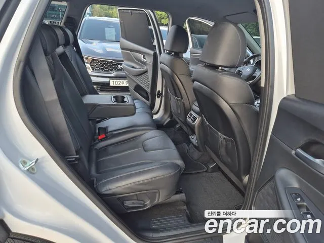 Hyundai Santa Fe New — Фото автомобиля 11
