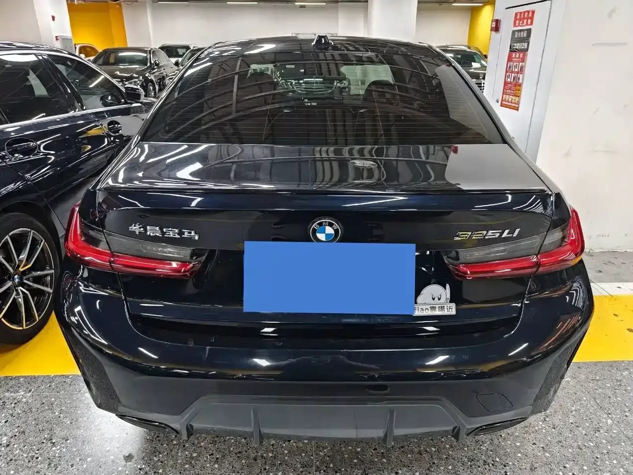 BMW BMW 3 Series 2023 325Li M Sport Black Night Package — Фото автомобиля 15