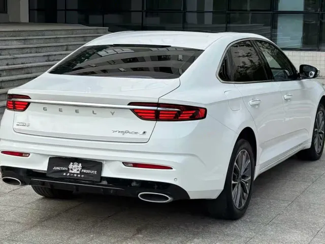 Geely Xingrui — Фото автомобиля 5