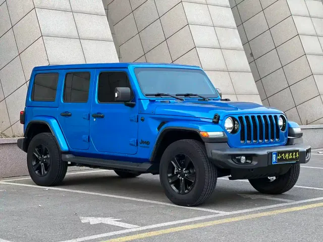 Jeep Wrangler — Фото автомобиля 3