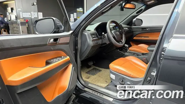 KG_Mobility_Ssangyong Rexton — Фото автомобиля 11
