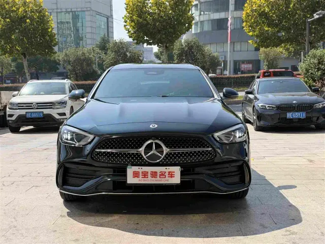 Mercedes-Benz C-Class — Фото автомобиля 2