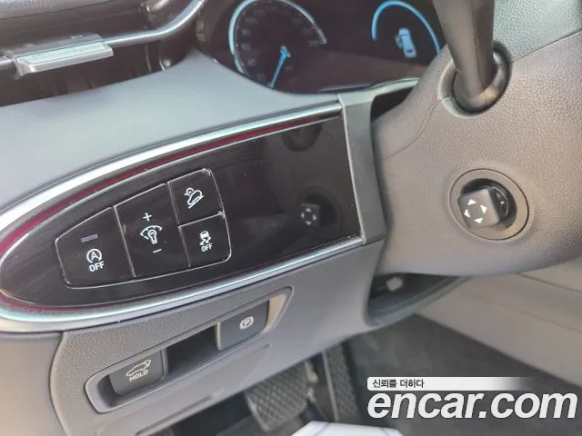 Genesis GV70 — Фото автомобиля 9