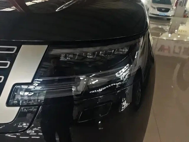 Land Rover Range Rover — Фото автомобиля 5