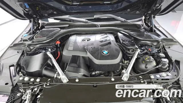 BMW 5 Series G60 — Фото автомобиля 9