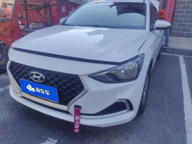 Фотография автомобиля — Hyundai Elantra