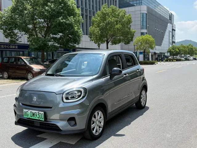 Фотография автомобиля — Leapmotor T03