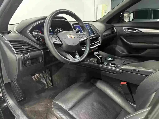 Cadillac CT5 — Фото автомобиля 12