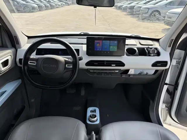 Geely Panda — Фото автомобиля 9