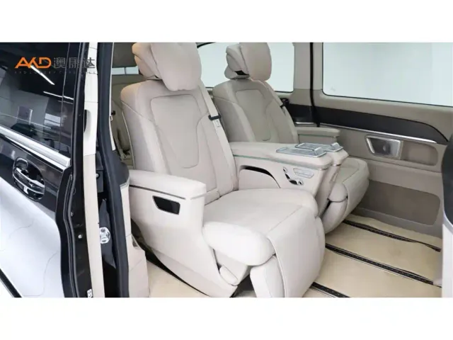 Mercedes-Benz V-Class — Фото автомобиля 8