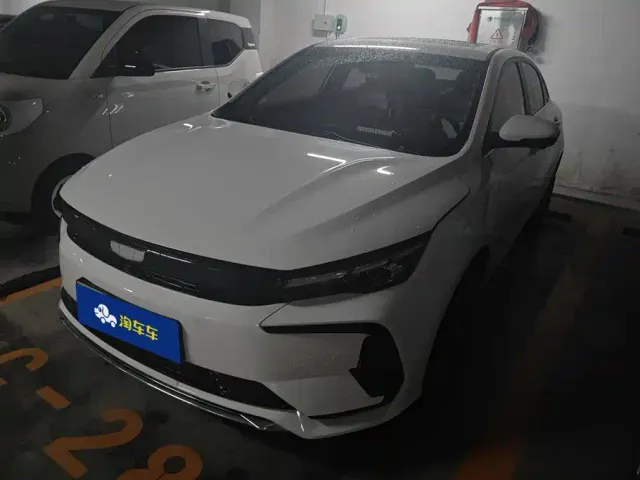 Фотография автомобиля — Geely Emgrand L