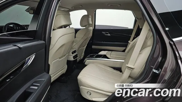 Genesis GV80 2.5T Бензин AWD — Фото автомобиля 25