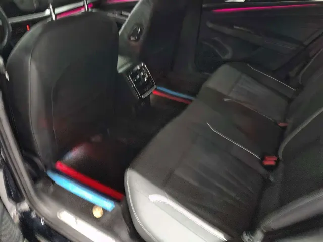 Volkswagen Passat — Фото автомобиля 4