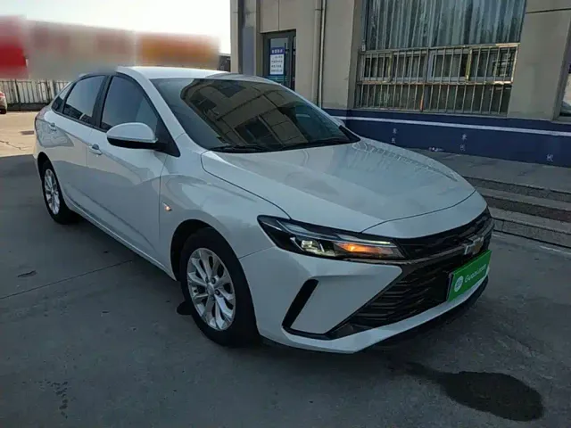 Chevrolet Monza — Фото автомобиля 3