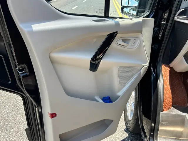 Ford Tourneo — Фото автомобиля 25
