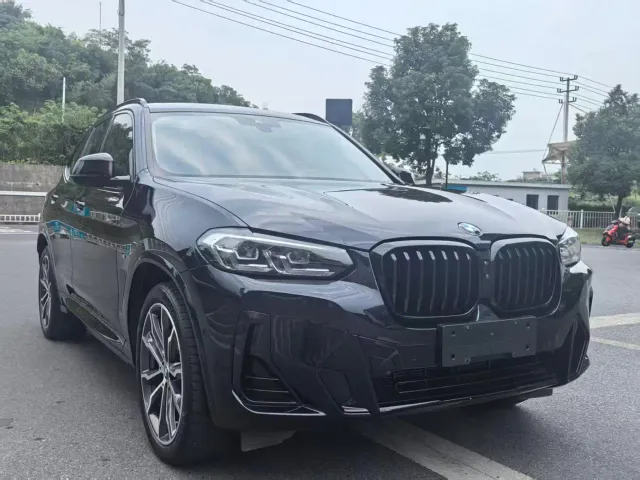 BMW X3 — Фото автомобиля 2