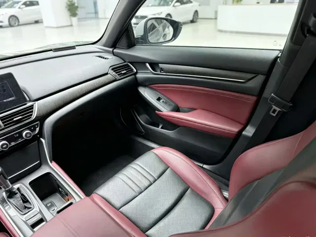 Honda Inspire — Фото автомобиля 4