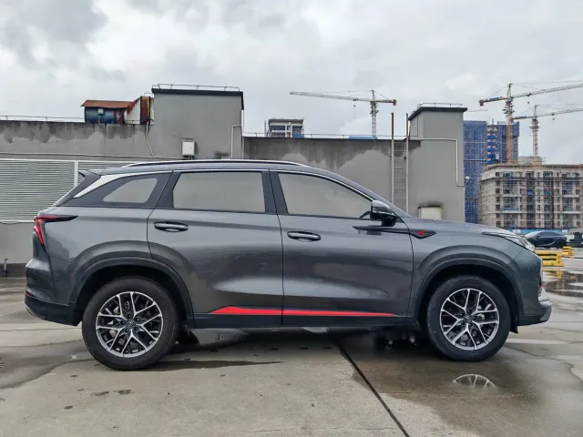 Changan CS75 Plus — Фото автомобиля 8