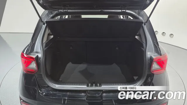 Hyundai Venue Venue 1.6 Premium — Фото автомобиля 30