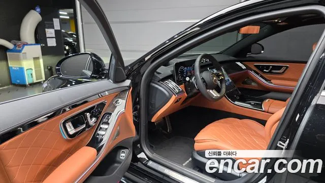 Mercedes-Benz S-Class — Фото автомобиля 10